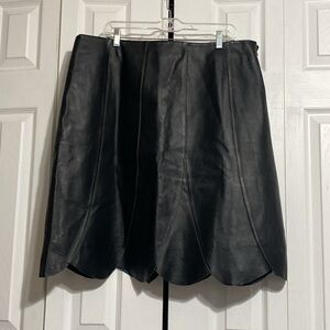 Metro Style black leather short skirt 20
